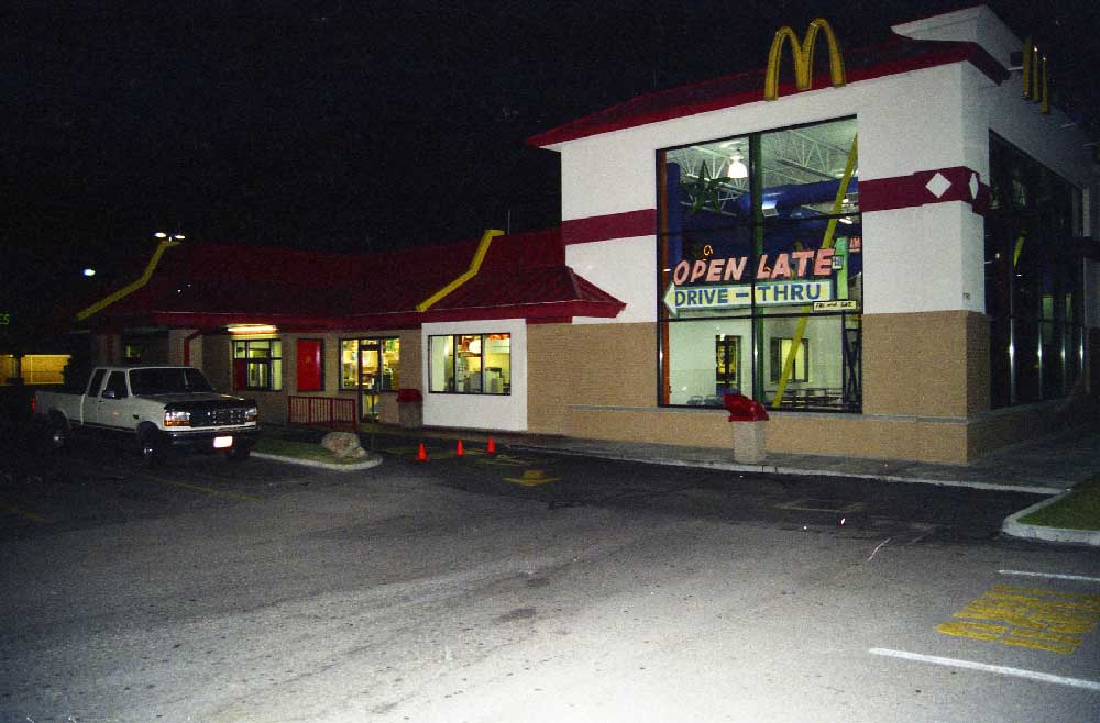 An outside shot of the McDonald's robbed by Justin and Tyler